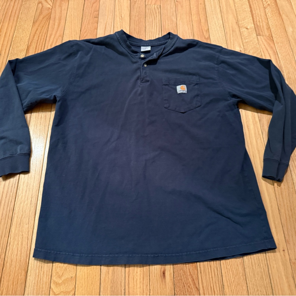 VTG Carhartt Men’s Navy Long-Sleeve Henley Pocket Shirt
